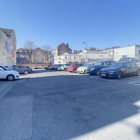 Superbe Studio Centre Ville Tout Equipe Wifi 4pers Appartement